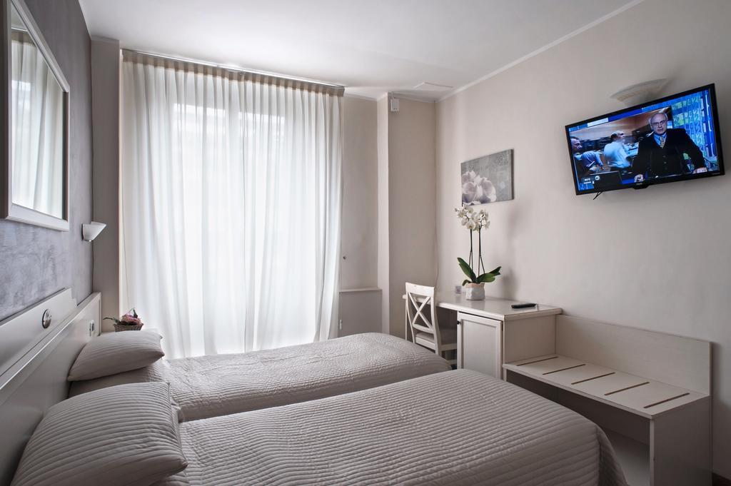 Hotel Cortese サンレモ 部屋 写真