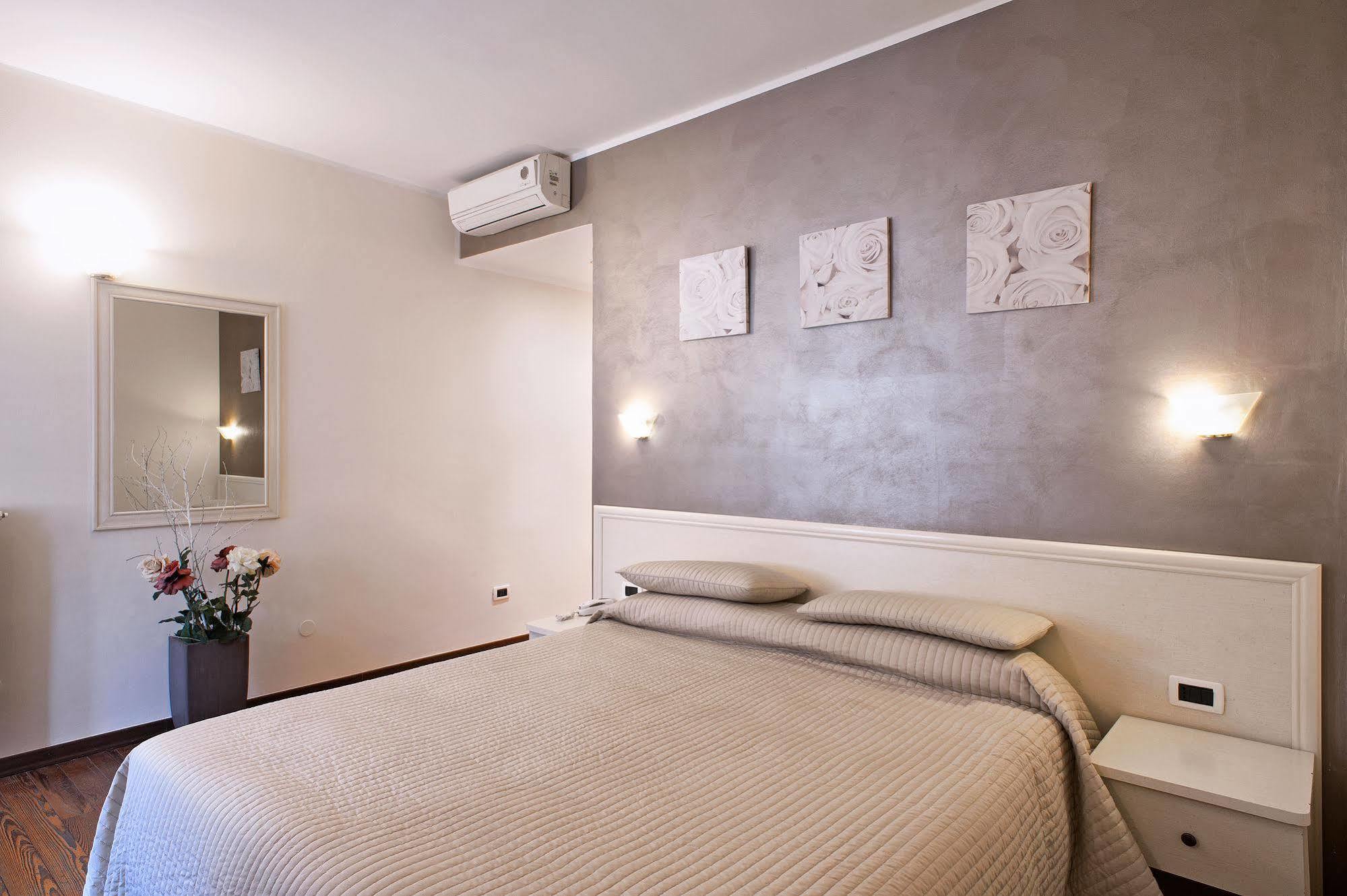 Hotel Cortese サンレモ エクステリア 写真